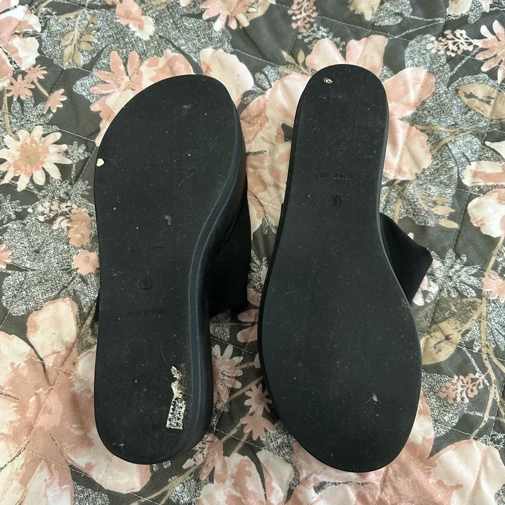 Steve Madden Black Slide Sandals Women’s Size 6 Flat Minimalist Slip On Platform - Picture 5 of 6